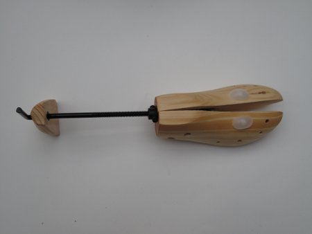 Shoe Stretcher Men picture